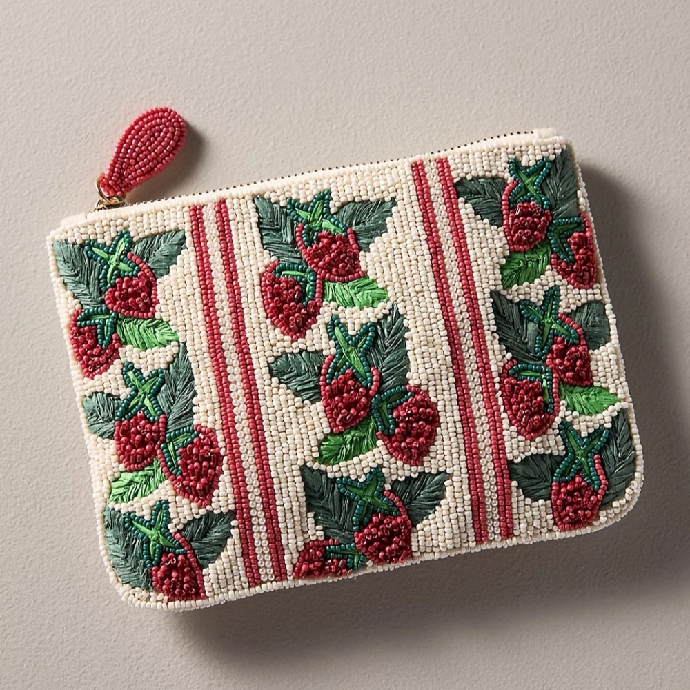 πΌ NWT Anthropologie beaded berry clutch - Picture 1 of 5